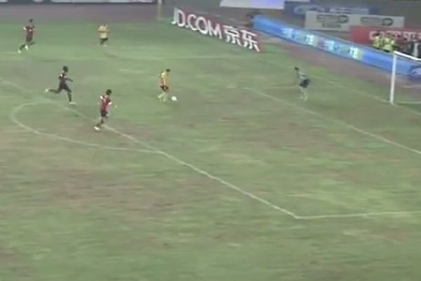 Κίνα: Ο Τζιλαρντίνο το έχασε και ο Χάισεν έγινε... Ιμπραΐμοβιτς! (videos)