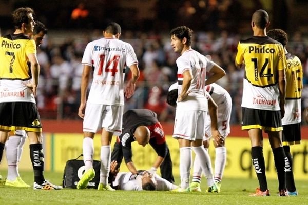 Brasileiro: Στο νοσοκομείο ο Περέιρα (videos)