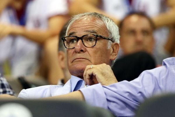 Ατρόμητος – Σαράγιεβο: Οι... VIP του Περιστερίου (photos)