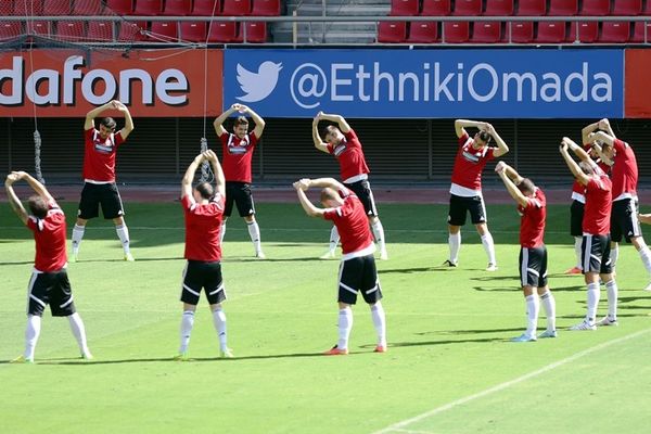 Ρουμανία: Με αισιοδοξία για τη ρεβάνς (photos)