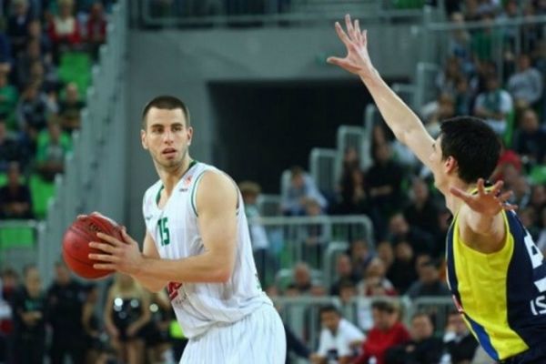 Σαρλερουά: Ανακοίνωσε Ντίλαν Πέιτζ