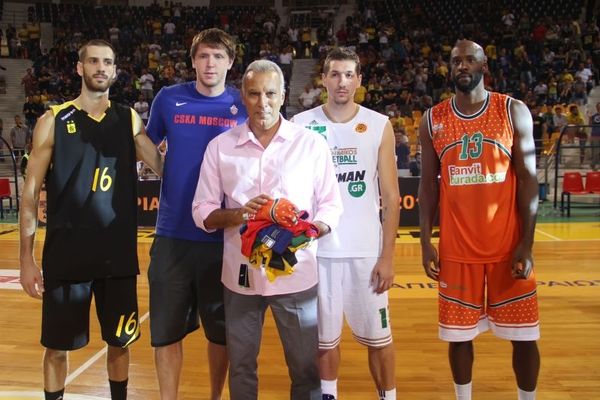 Onsports TV: Στο πλευρό του Γκάλη (videos)