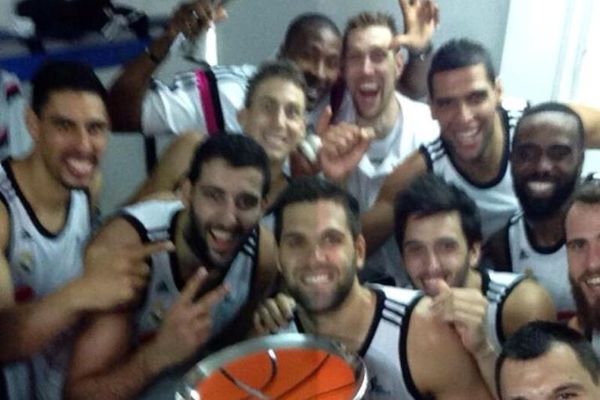 Μπαρτσελόνα: Κάτω από τα πόδια του Μπουρούση (video)