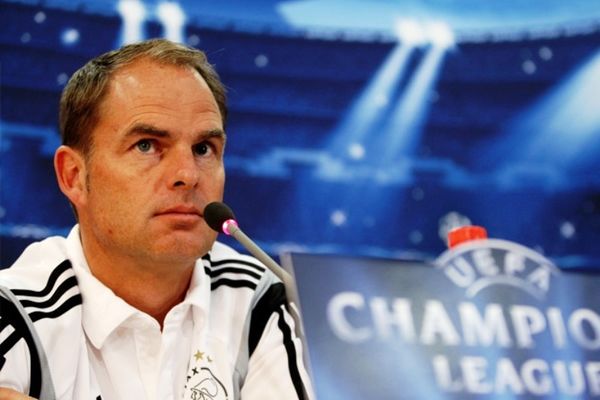Ντε Μπουρ: «Στόχος η νίκη»