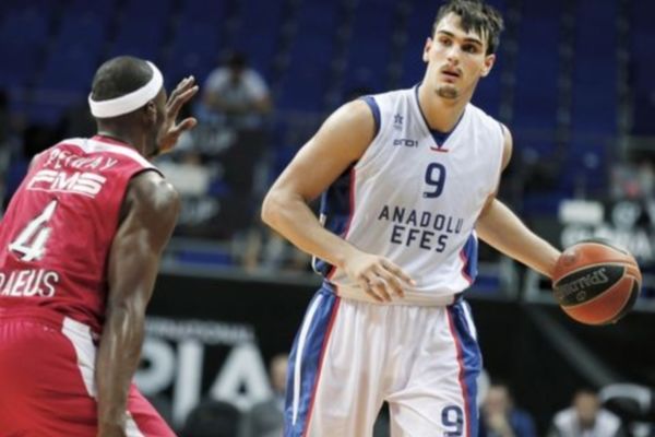 Φιλαδέλφεια 76ερς: Θέλει να φύγει από την Εφές ο Σάριτς