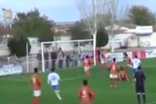Ισπανία: «Γκολ - σκορπιός» από τερματοφύλακα στις καθυστερήσεις! (video)