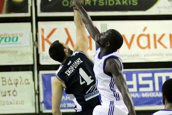 Σκορδίλης: «Να κερδίσουμε όλα τα εντός»