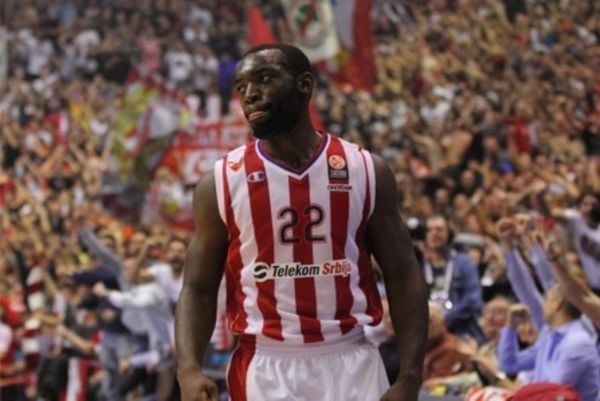 Τζένκινς: «Με συγκέντρωση για τη νίκη στο ΣΕΦ»