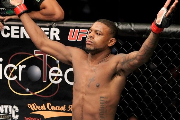 UFC Fight Night 66: Εξήγηση για την αποχή του Michael Johnson