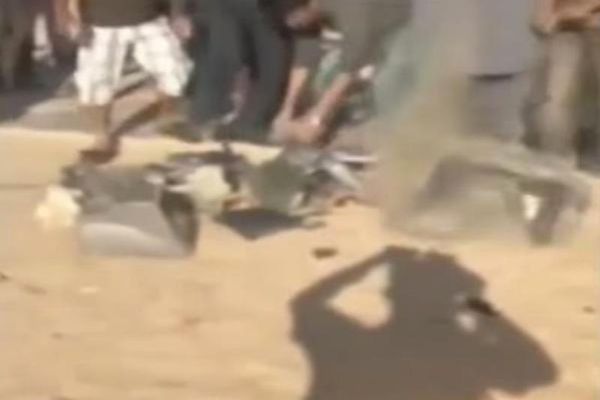 Παγκόσμιο Κύπελλο Κρίκετ: Πακιστανοί ξ-έσπασαν σε τηλεοράσεις για την 6η ήττα από την Ινδία (video)
