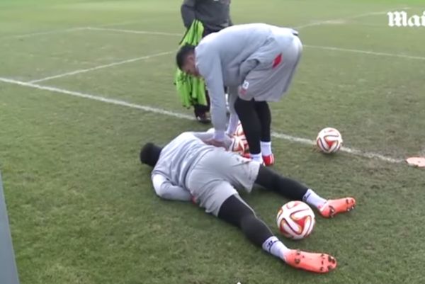 Γερή … σούπα στην προπόνηση ο Στάριτζ (video)