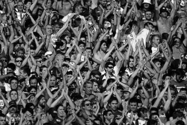 Αργεντινή: Οπαδός σκοτώθηκε από πτώση στο… κενό!