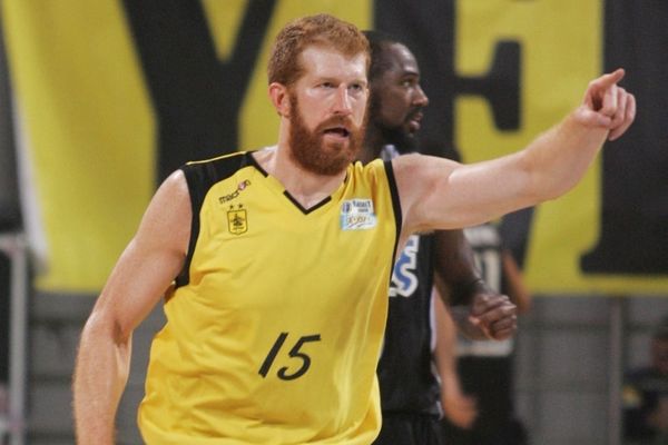 Νέιμικ: «Πρόκληση η ΑΕΚ»