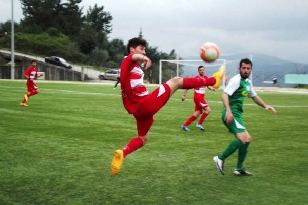 Σούλι Παραμυθιάς-Φλόγα Παλαιομάνινας 4-1: Τα γκολ και οι φάσεις του αγώνα (video)