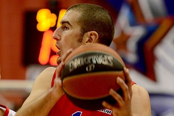 Ντε Κολό: «Έχει ομάδα ο Ολυμπιακός»