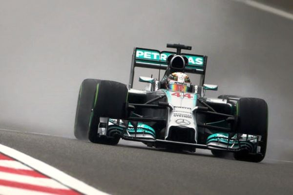 Formula 1: Πρώτος ο Χάμιλτον στα ελεύθερα δοκιμαστικά