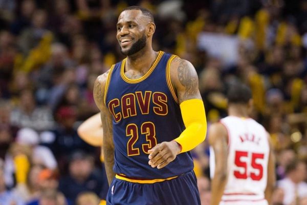NBA: Πρώτος στην πωλήσεις φανελών ο Λεμπρόν