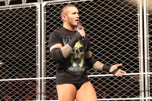 Raw: Μέτρησε… RKO o Orton (photos+videos)