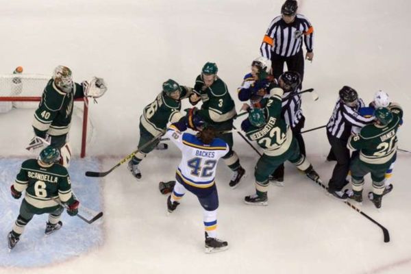 NHL: Shutout για Dubnyk, 2-1 για Ουάιλντ (videos)