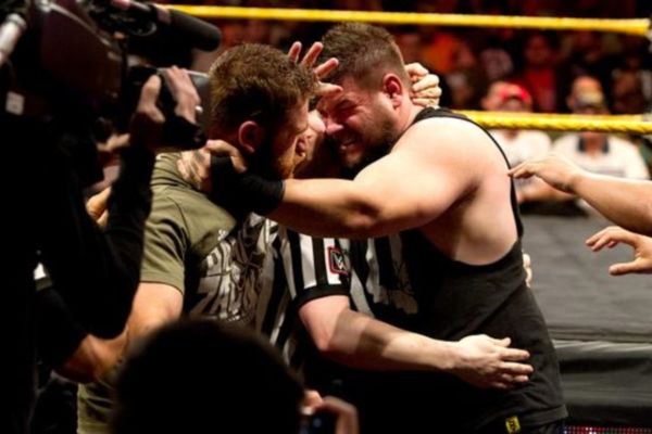 NXT: Η απάντηση στον Kevin Owens (photos+videos)