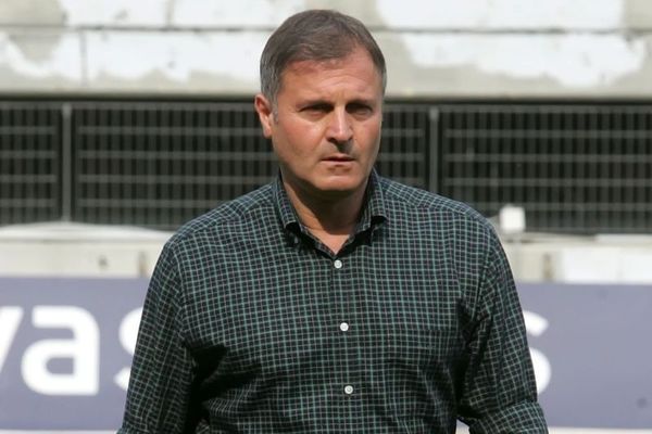 Καβάλα: Τα… χώνει στον Καλαϊτζίδη