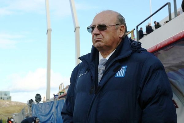 Μαρκαριάν: «Να βρει προπονητή η Ελλάδα»