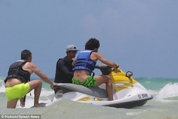 Δυο... Φελαϊνί στο Μαϊάμι! (photos)