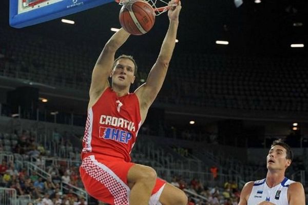 Νίκη με σούπερ Μπογκντάνοβιτς για Κροατία