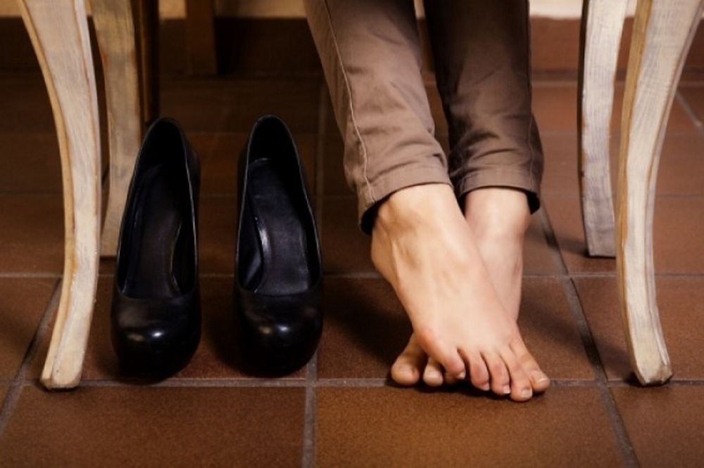 Από τι κινδυνεύετε αν φοράτε λάθος παπούτσια