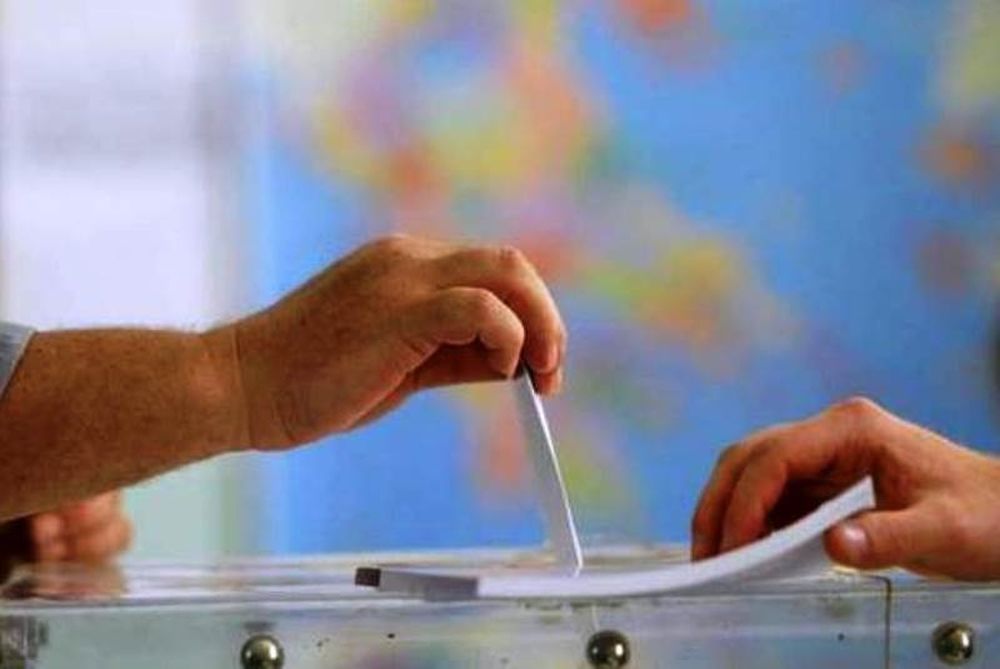 Εκλογές 2015 – Δημοσκόπηση: Μπροστά με 3,5% ο ΣΥΡΙΖΑ
