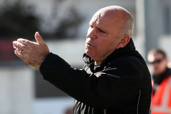 Έξαλλος ο Βαζάκας για την αποβολή του!