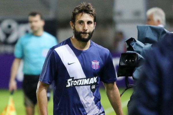 Εξετάζει τον Αμπντούν!