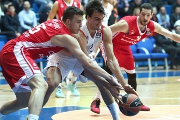 «Γκέλα» στο Ζάγκρεμπ η Εφές!