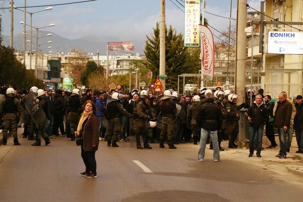 Ατρόμητος - Παναθηναϊκός: Πορεία των «πράσινων» οπαδών στο Περιστέρι (photos)