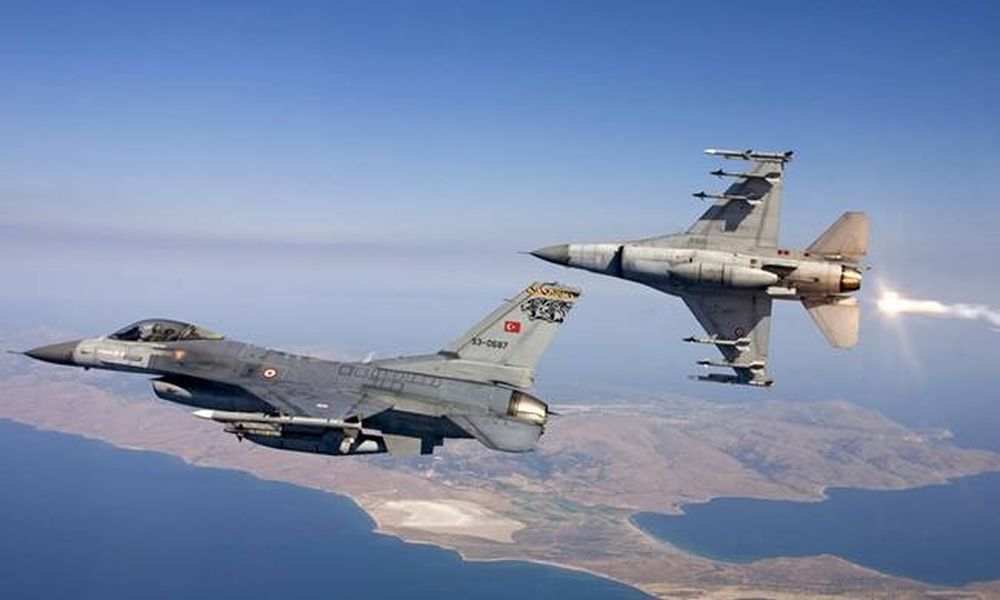 «Ξεσαλώνουν» οι Τούρκοι στο Αιγαίο: Νέα... επίσκεψη 14 πολεμικών αεροσκαφών