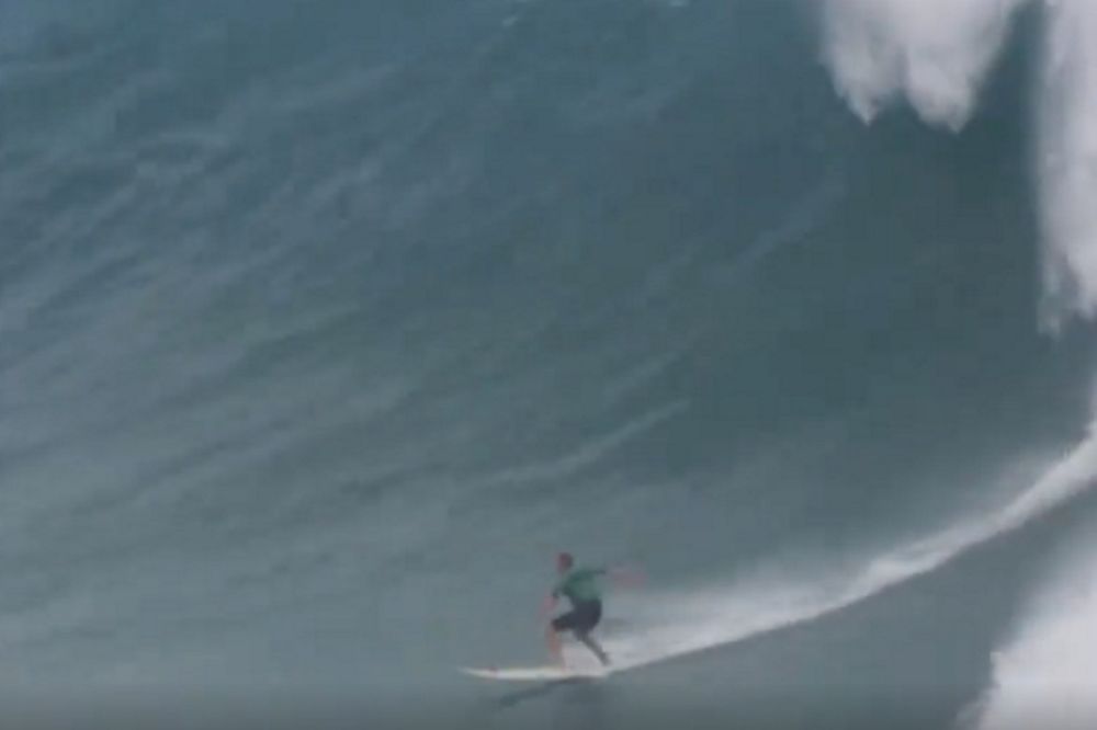 Οι πιο ΕΠΙΚΕΣ τούμπες την ώρα του surf! (video)