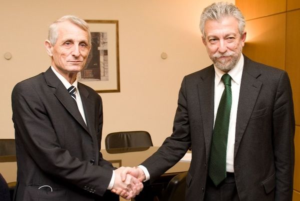 Νέα επίθεση Πολιτείας σε ΕΠΟ!