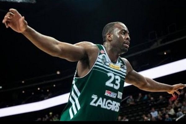 «Χαμός» στην Ευρώπη για Τζέιμς Άντερσον!