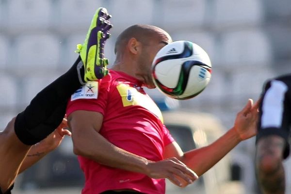 Τρώει… άκυρα για την επιστροφή στην Ελλάδα