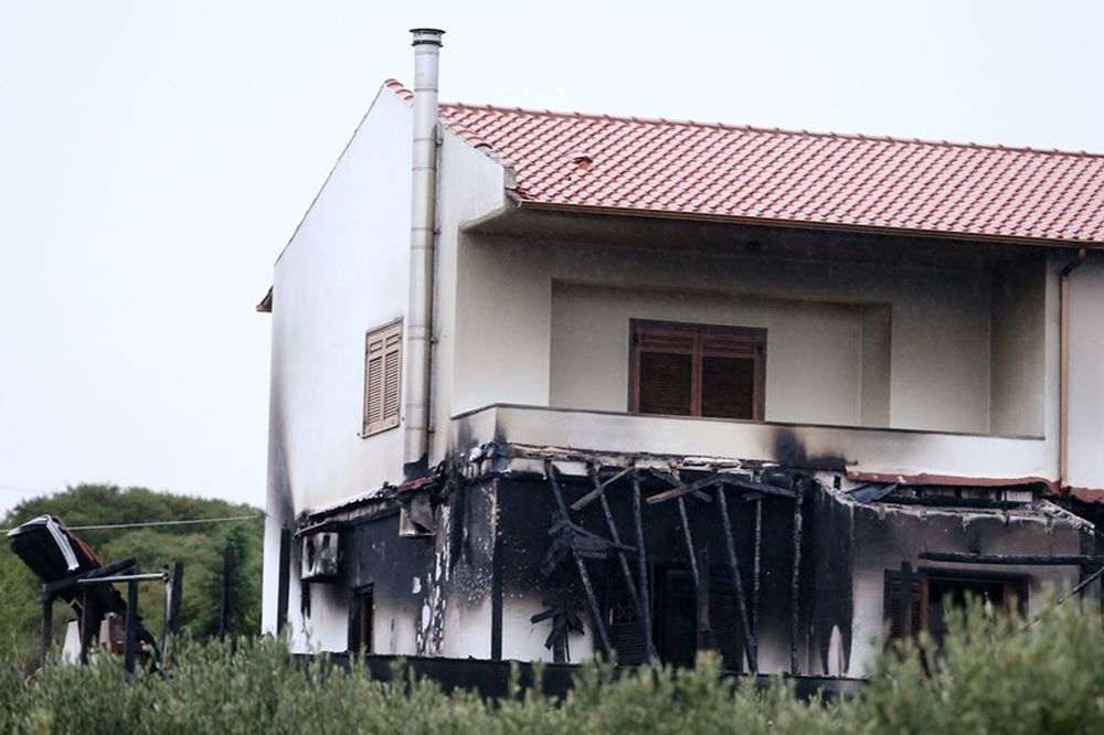 Για εμπρησμό στο σπίτι του Μπίκα κάνει λόγο το πόρισμα της Πυροσβεστικής