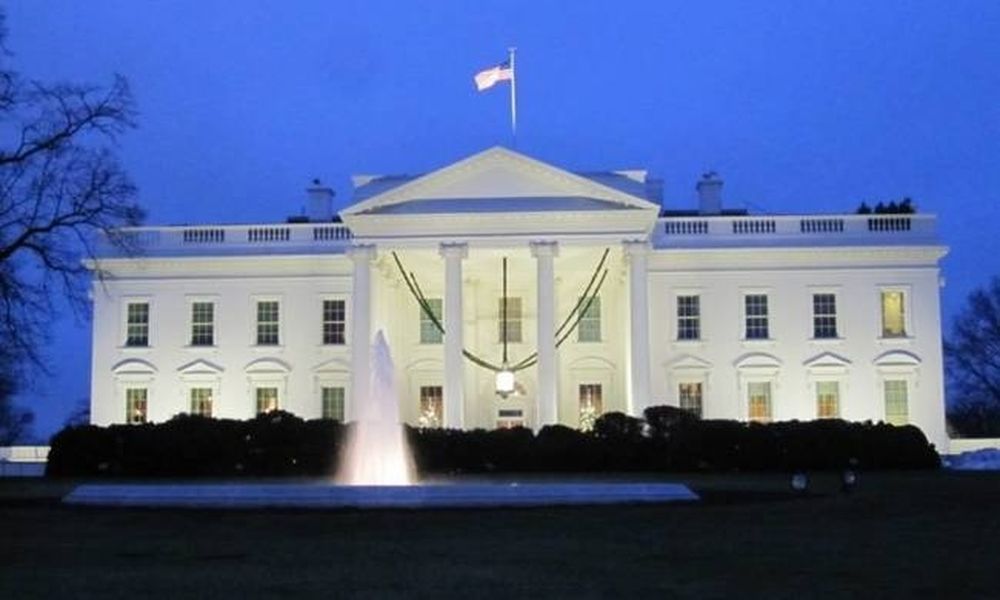  ΗΠΑ: Βίντεο αποκαλύπτει τα μυστικά της προεδρικής κρεβατοκάμαρας στο Λευκό Οίκο! (vid)
