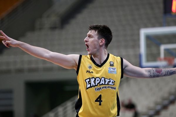 Παίρνει Παπαντωνίου η Δόξα Λευκάδας