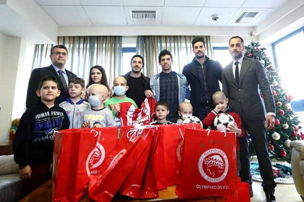 Ολυμπιακός: Συνεχίζει να στηρίζει την «Φλόγα» (photos+video)