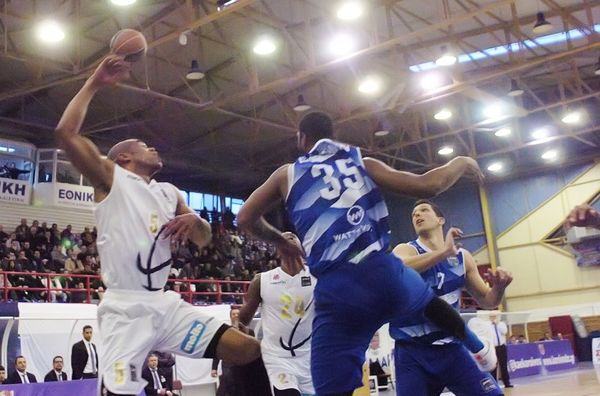 Κόροιβος Αμ.-Κύμη 94-64: Τη διέλυσε και ανάσανε