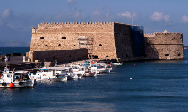 «Κατάληψη» Γερμανών αθλητών στο Ηράκλειο!