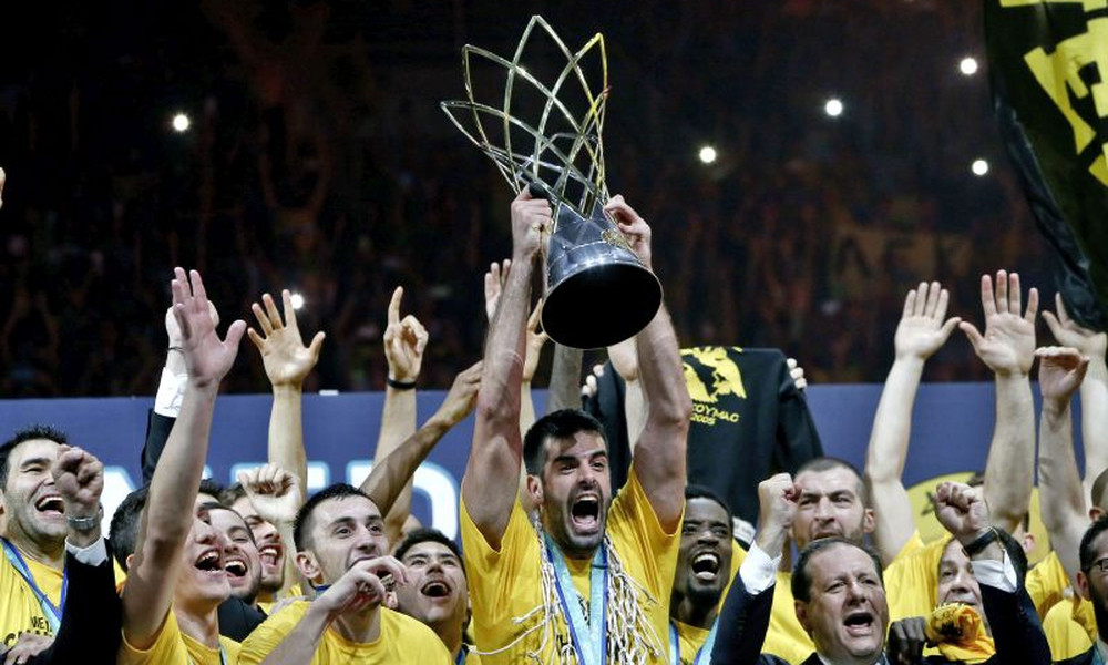 Basketball Champions League: Η απονομή στην ΑΕΚ (videos+photos) - Onsports.gr
