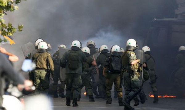 Άρης-ΠΑΟΚ: Ραντεβού «θανάτου» οπαδών στο Αριστοτέλειο (video)
