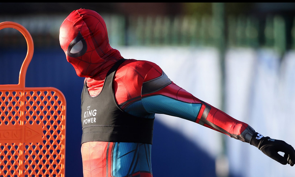 O… Spiderman στην προπόνηση της Λέστερ! (video+photos)