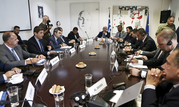 «Επιτροπή καθοδήγησης» για το ελληνικό ποδόσφαιρο με τη συνδρομή FIFA, UEFA
