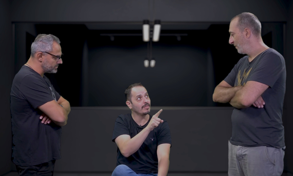 O Aλέξανδρος Τσουβέλας σε μια επική συνέντευξη! (vid)